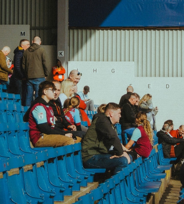 Vollständig DSGVO-konform background